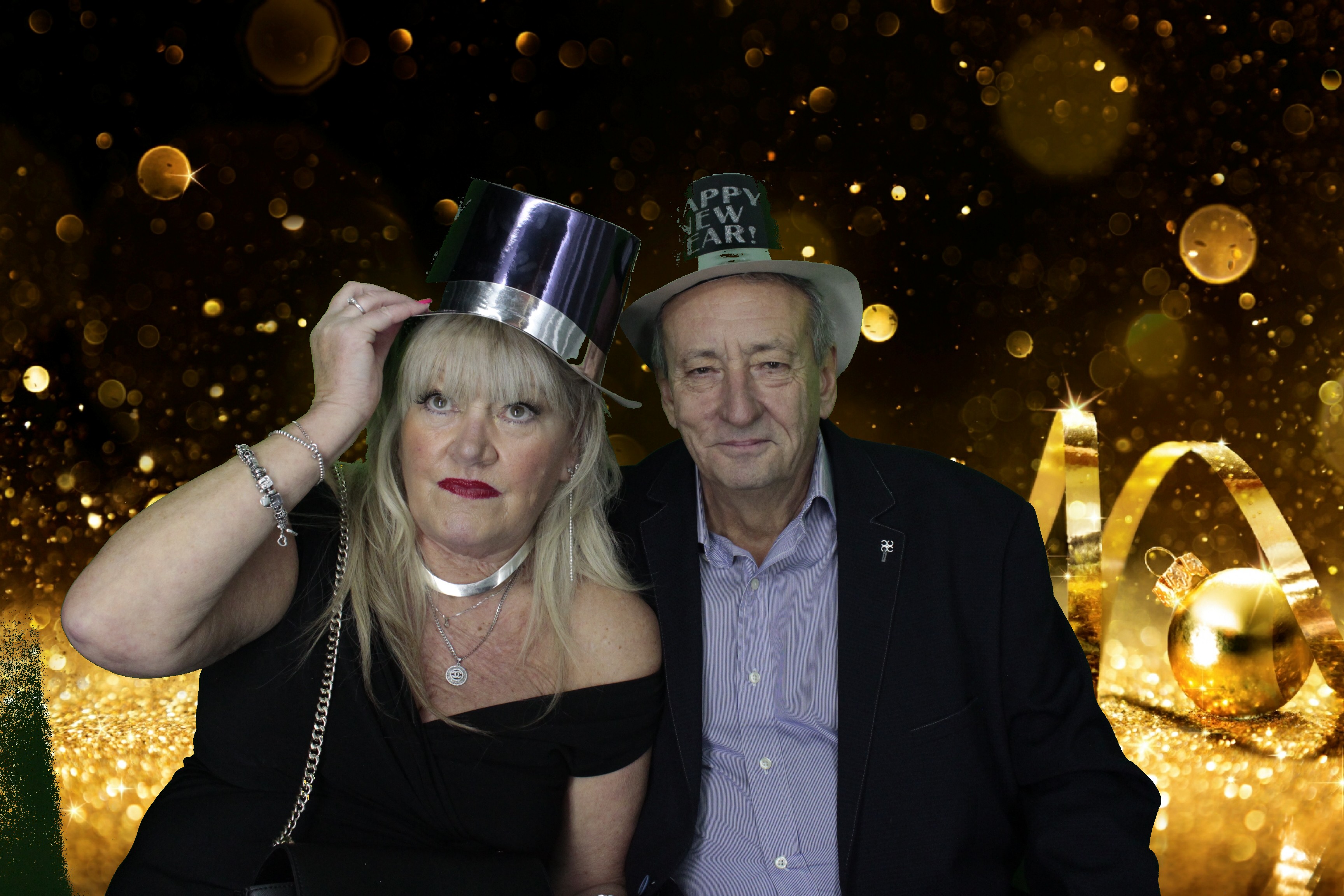 NYE Party | View more photos from the event at gallery.myphotoboothexperience.co.uk/u/MyPhotoBoothExperienceLtd/NYE-Party